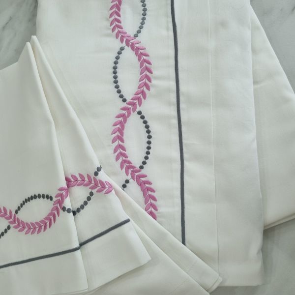 Pembe/Gri Sarmal Nakışlı Nevresim Takımı